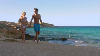 假期潜规则大揭秘！人妻の特殊接待—温泉旅馆禁忌Play×肉体契約の秘密